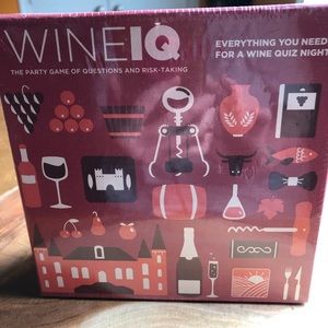 NIB HELVETIQ WINEIQ Game Sealed Box